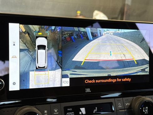 Certified 2026 Toyota Grand Highlander AWD Hybrid image 28