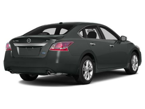 Used 2015 Nissan Altima 2.5 SL w/ Moonroof Package FWD image 2