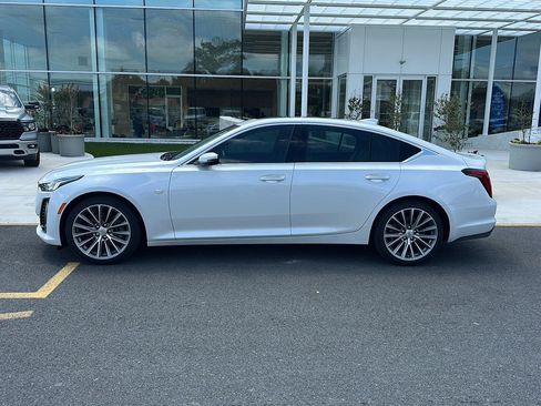 Used 2024 Cadillac CT5 Premium Luxury RWD image 8