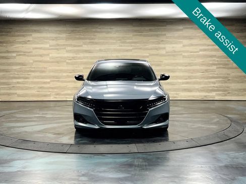 Used 2022 Honda Accord Sport image 9