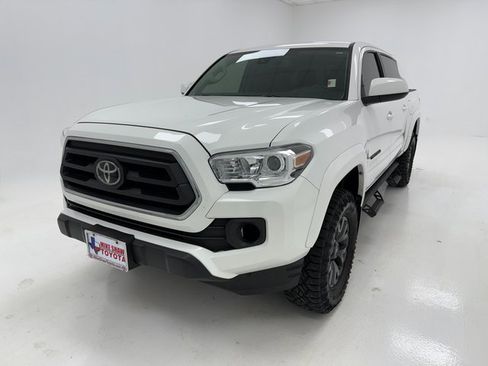 Used 2023 Toyota Tacoma SR5 image 4