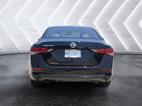 Used 2020 Nissan Sentra S FWD image 4