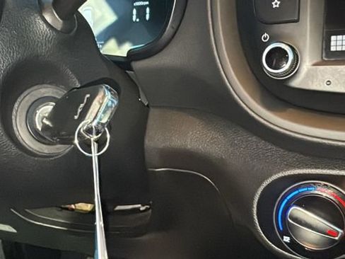 Used 2024 Kia Soul LX w/ Option Group 015 image 16