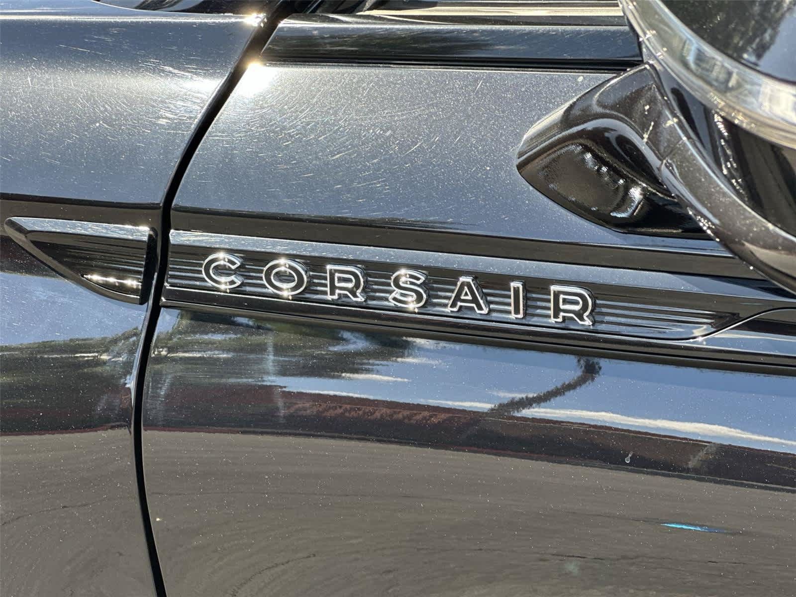 Used 2023 Lincoln Corsair Reserve w/ Equipment Group 202A FWD image 8
