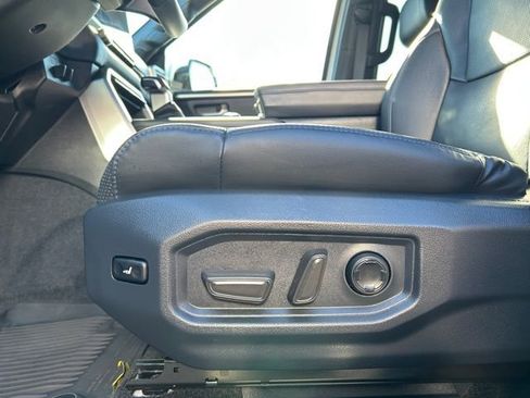 Used 2025 Toyota Tundra Platinum image 28