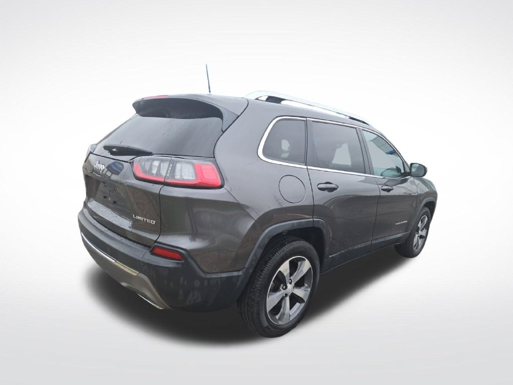Used 2019 Jeep Cherokee Limited AWD/4WD image 3