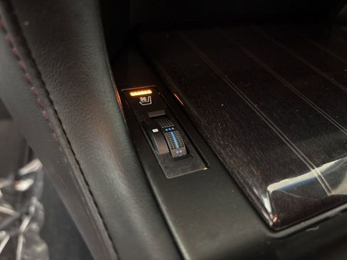 Used 2023 Lexus GX 460 Luxury image 34