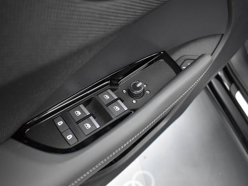 New 2026 Audi Q3 quattro 2.0T AWD/4WD image 6