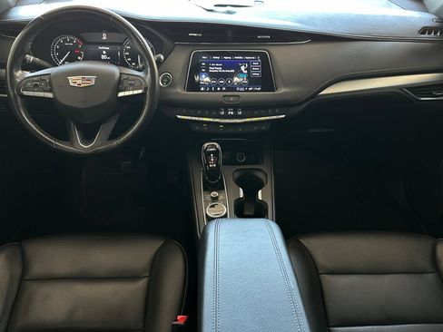 Used 2023 Cadillac XT4 Premium Luxury FWD image 12