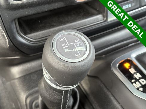 Used 2024 Jeep Wrangler High Altitude image 26