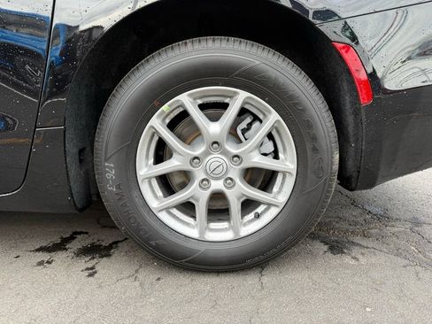 New 2026 Chrysler Pacifica Select FWD image 35