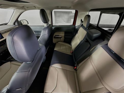 New 2026 Ford Maverick Lariat image 24