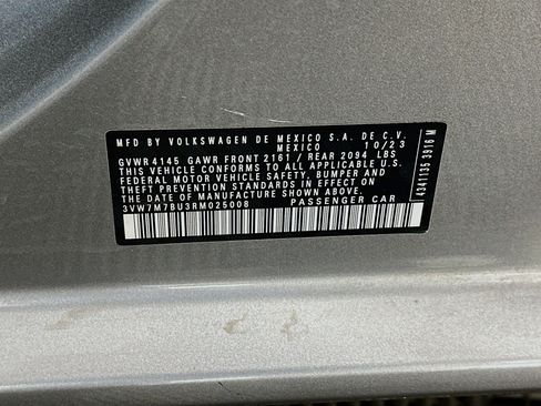 Used 2024 Volkswagen Jetta SE image 12