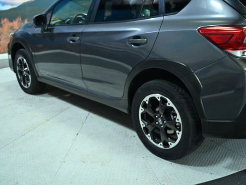 Used 2023 Subaru Crosstrek 2.0i Premium image 8