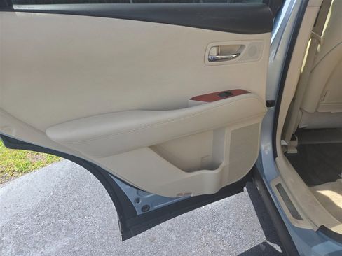 Used 2010 Lexus RX 350 2WD image 10
