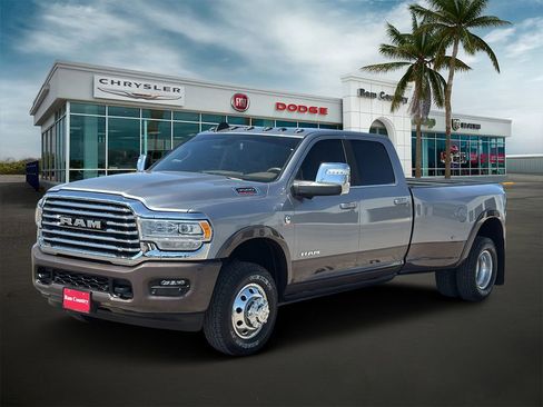 Used 2024 RAM 3500 Limited w/ Towing Technology Group image 6