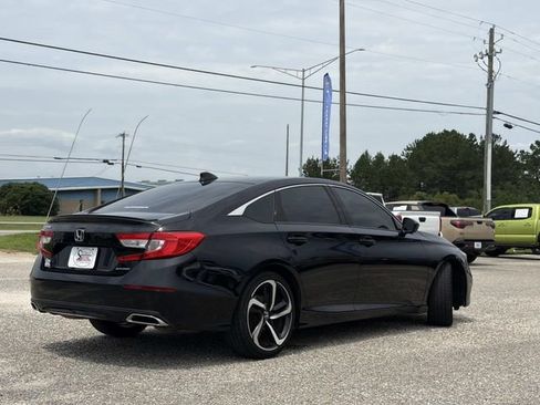 Used 2018 Honda Accord Sport image 7