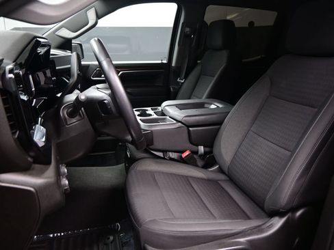 Used 2022 Chevrolet Silverado 1500 LT RWD image 9