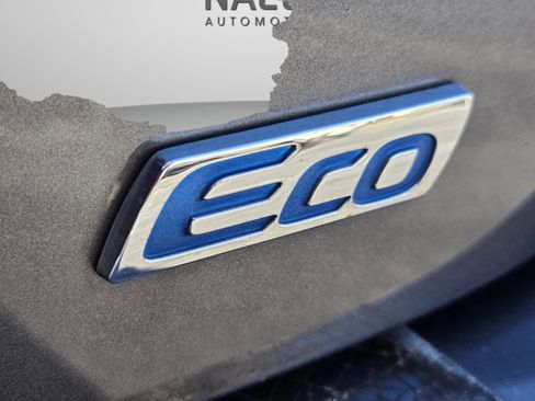 Used 2018 Toyota Prius Four image 11