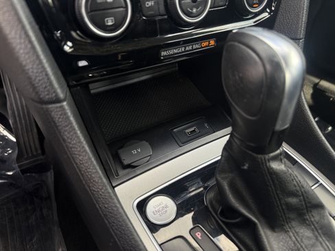 Used 2022 Volkswagen Passat 2.0T SE image 21