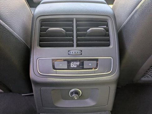 Used 2018 Audi A4 2.0T Ultra Premium Plus w/ Premium Plus Package FWD image 18