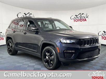 Used 2024 Jeep Grand Cherokee Limited w/ Black Appearance Package
