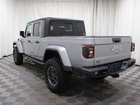 Used 2020 Jeep Gladiator Overland image 38