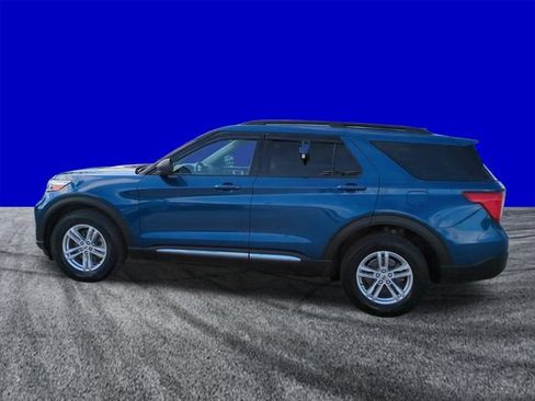 Used 2020 Ford Explorer XLT w/ Equipment Group 202A AWD/4WD image 7