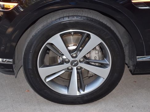 Used 2022 Genesis GV80 2.5T w/ Advanced Package 02 AWD/4WD image 38