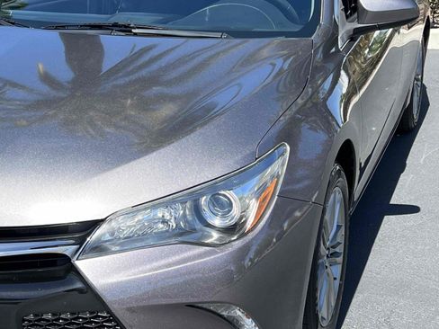 Used 2017 Toyota Camry SE w/ Moonroof Package image 54