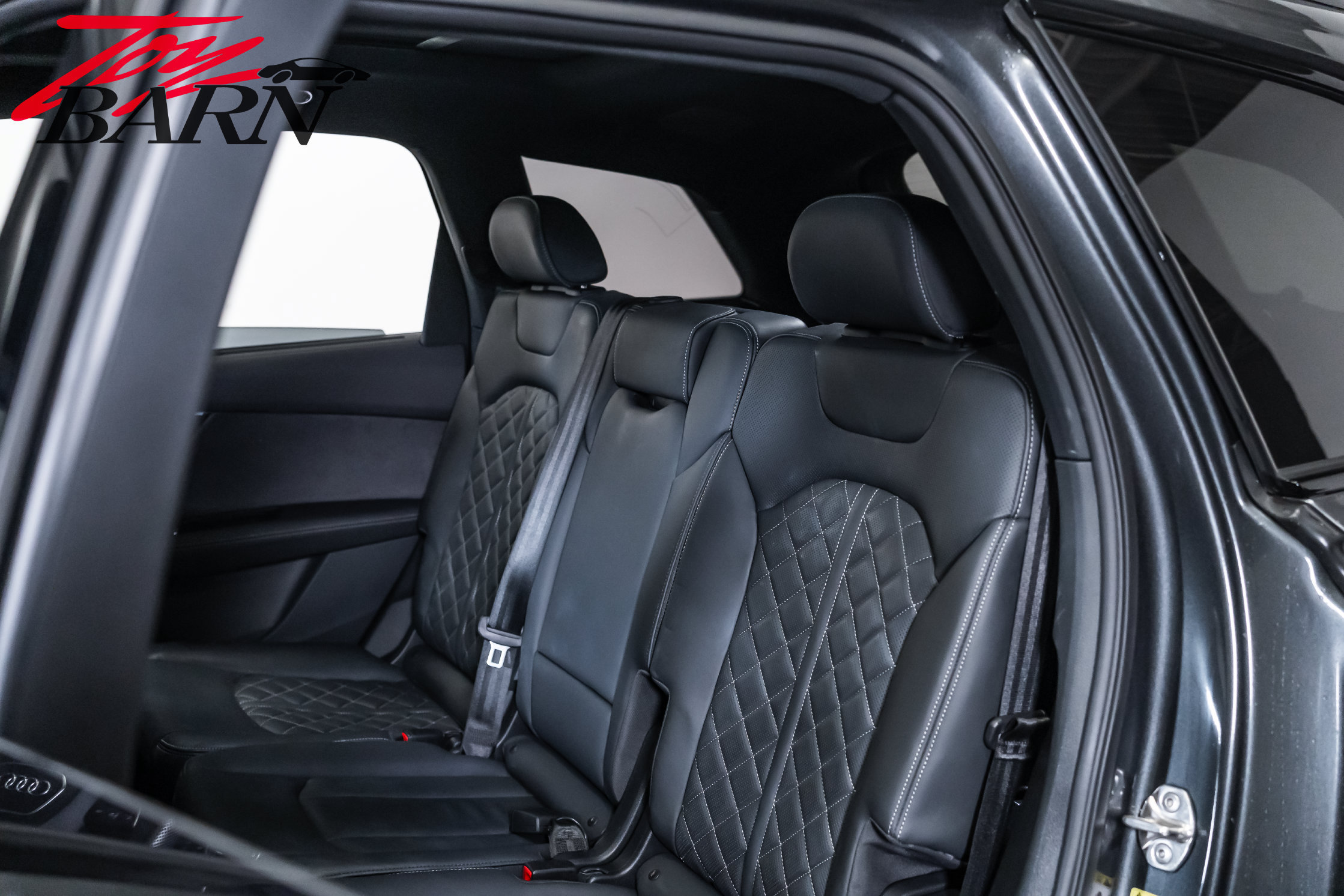 Used 2025 Audi SQ7 Premium Plus AWD/4WD image 45