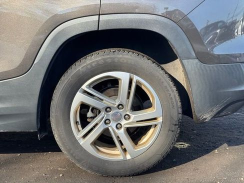 Used 2019 GMC Terrain SLE image 9