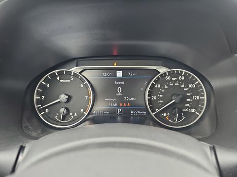 Used 2024 Nissan Altima 2.5 SL FWD image 21