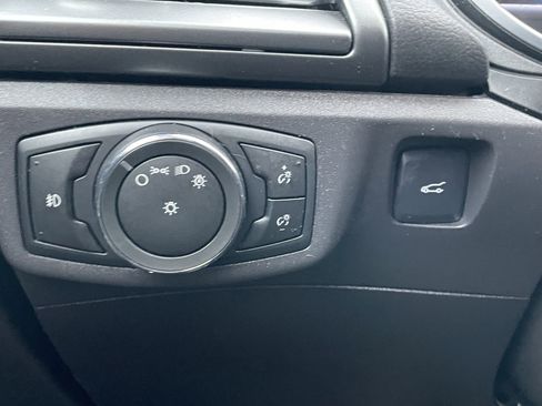 Used 2016 Ford Fusion Titanium image 12