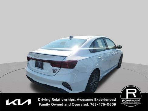 Used 2023 Kia Forte GT-Line w/ GT-Line Premium Package FWD image 4
