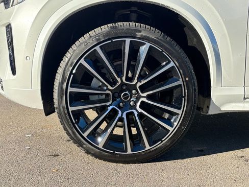New 2026 Volvo XC90 B6 Ultra w/ Protection Package AWD/4WD image 9