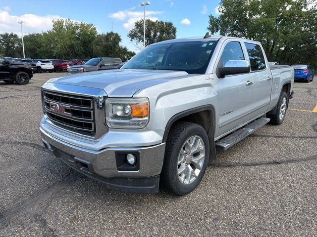 Used 2015 GMC Sierra 1500 SLT w/ SLT Crew Cab Value Package AWD/4WD image 4