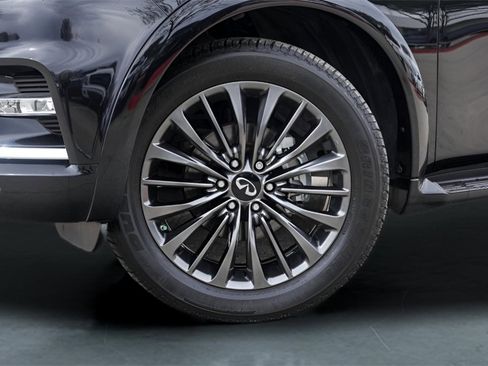 Used 2024 INFINITI QX80 Sensory w/ Cargo Package image 9