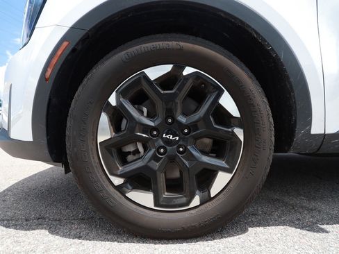Used 2025 Kia Sorento S w/ Panoramic Sunroof Package FWD image 8