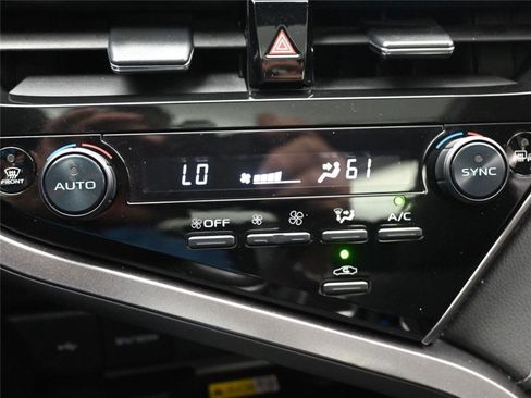 Used 2023 Toyota Camry XLE w/ Navigation Package image 14