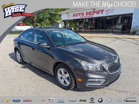 Used 2016 Chevrolet Cruze LT FWD image 1