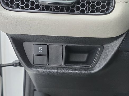 Certified 2023 Honda HR-V LX image 25