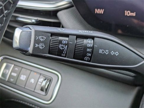 New 2025 Buick Enclave Preferred w/ Power Package image 31