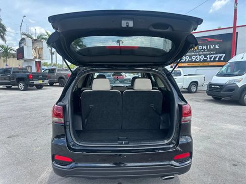 Used 2020 Kia Sorento S FWD image 13