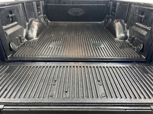 Used 2019 Ford F150 XLT w/ Equipment Group 302A Luxury AWD/4WD image 16