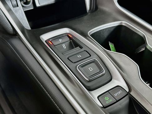 Used 2022 Honda Accord Touring image 25