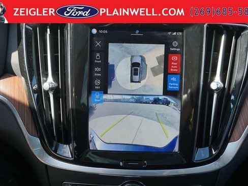 Used 2024 Volvo V60 B5 Cross Country Plus AWD/4WD image 20