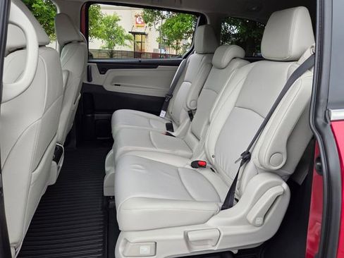 New 2026 Honda Odyssey EX-L image 11