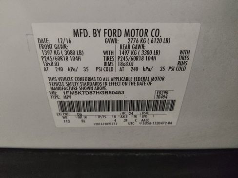 Used 2017 Ford Explorer XLT w/ Equipment Group 202A FWD image 33