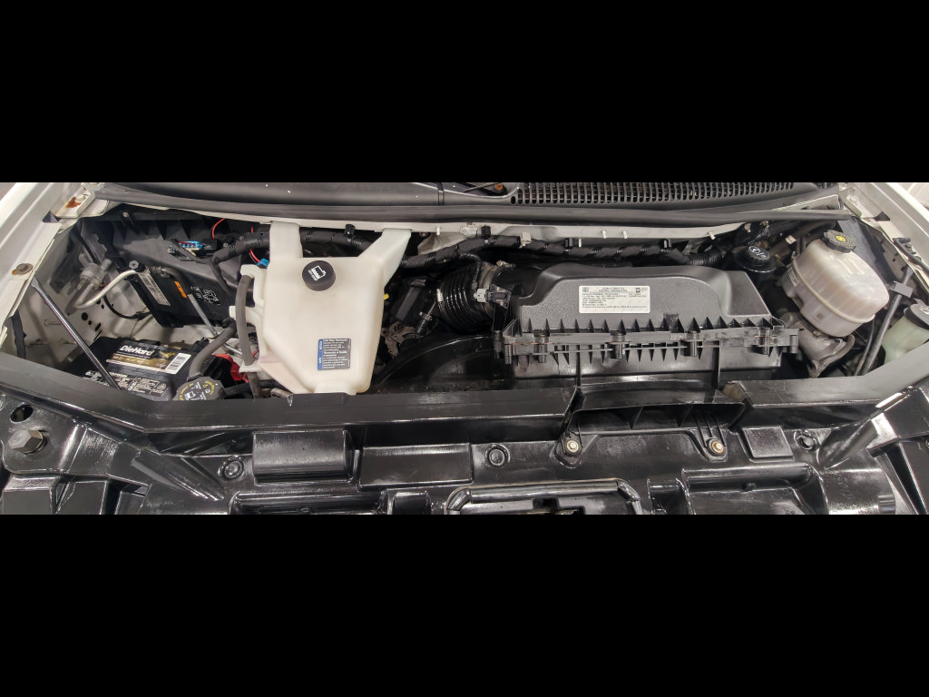 Used 2022 Chevrolet Express 3500 w/ Power Convenience Package RWD image 32